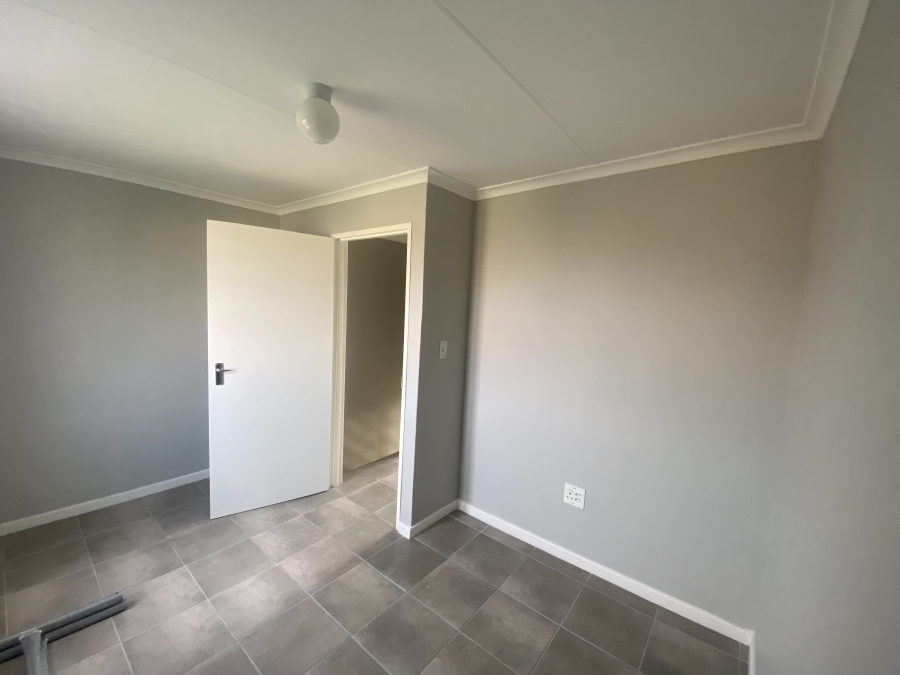 To Let 2 Bedroom Property for Rent in Highbury Park Western Cape